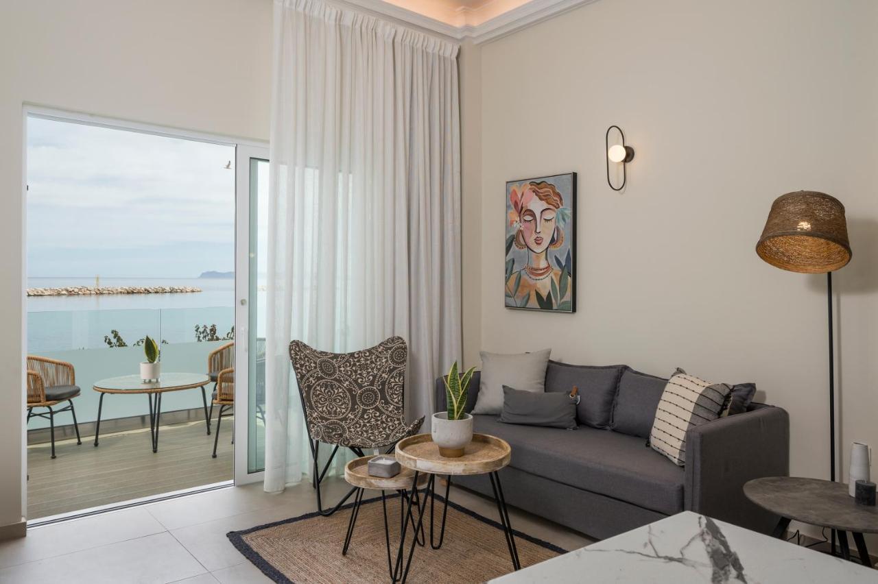 Kolymbari Sea Front Cozy Apartments Esterno foto